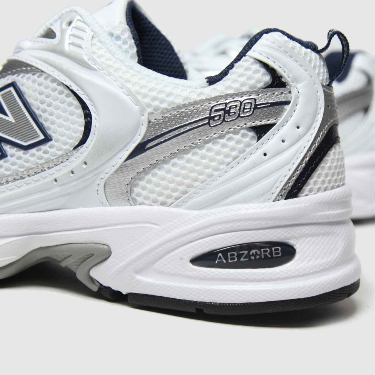NEW BALANCE 530
