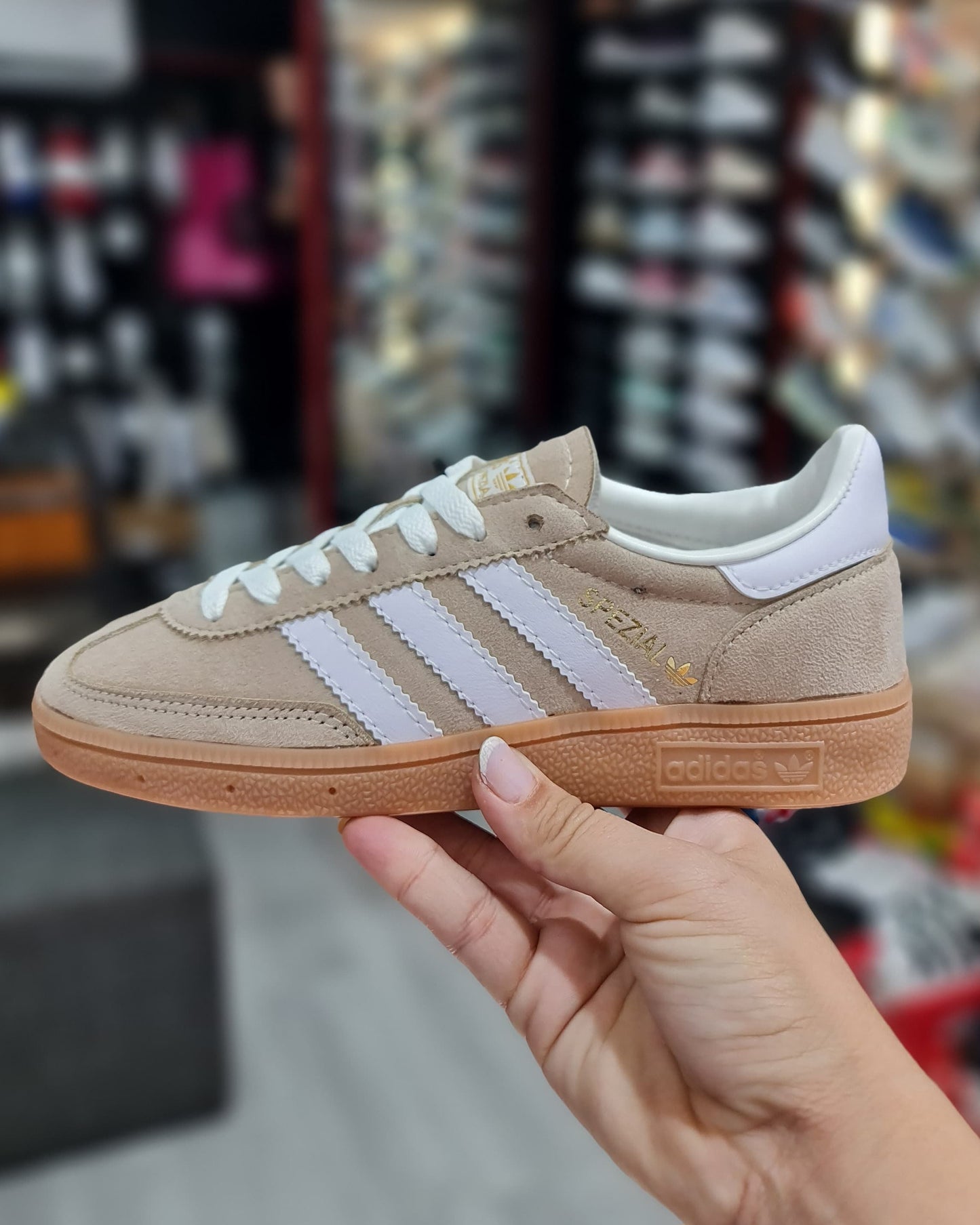 ADIDAS Handball Spezial "Beige Suede" Sneakers
