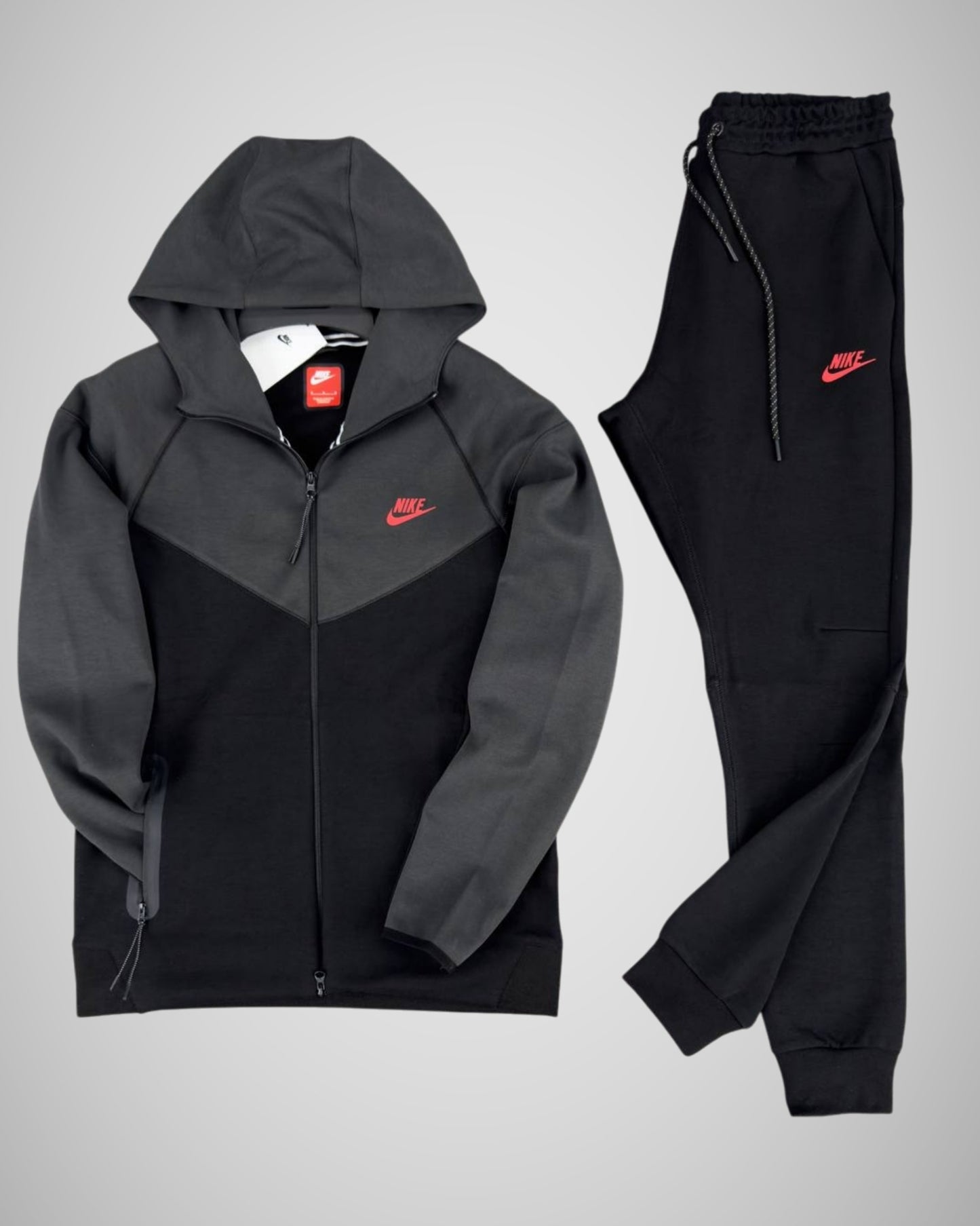 NIKE TECH FLEECE SET
