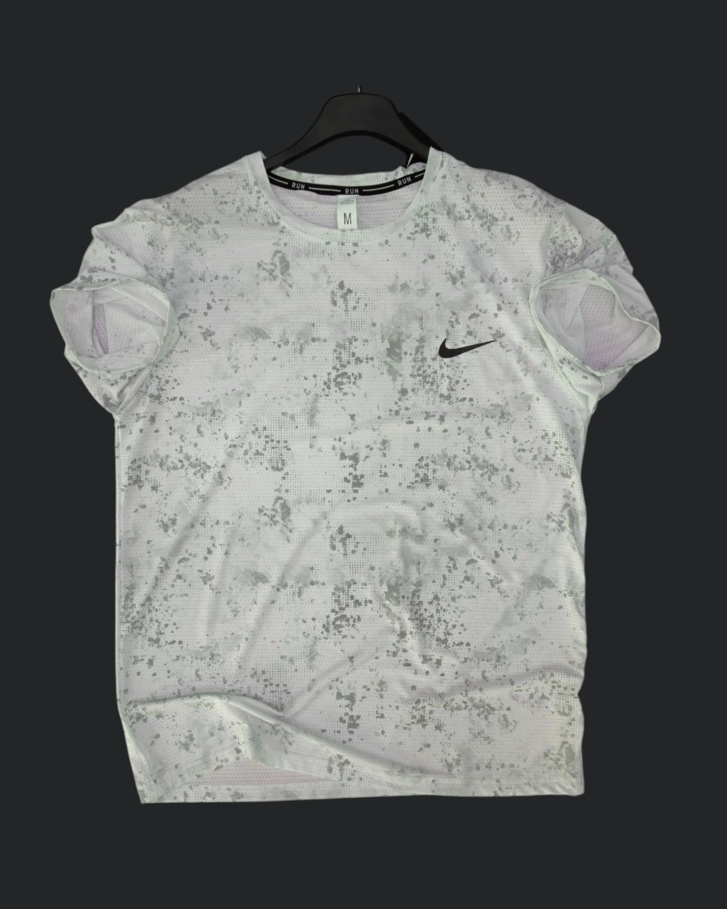 NIKE DRI-FIT T-SHIRT
