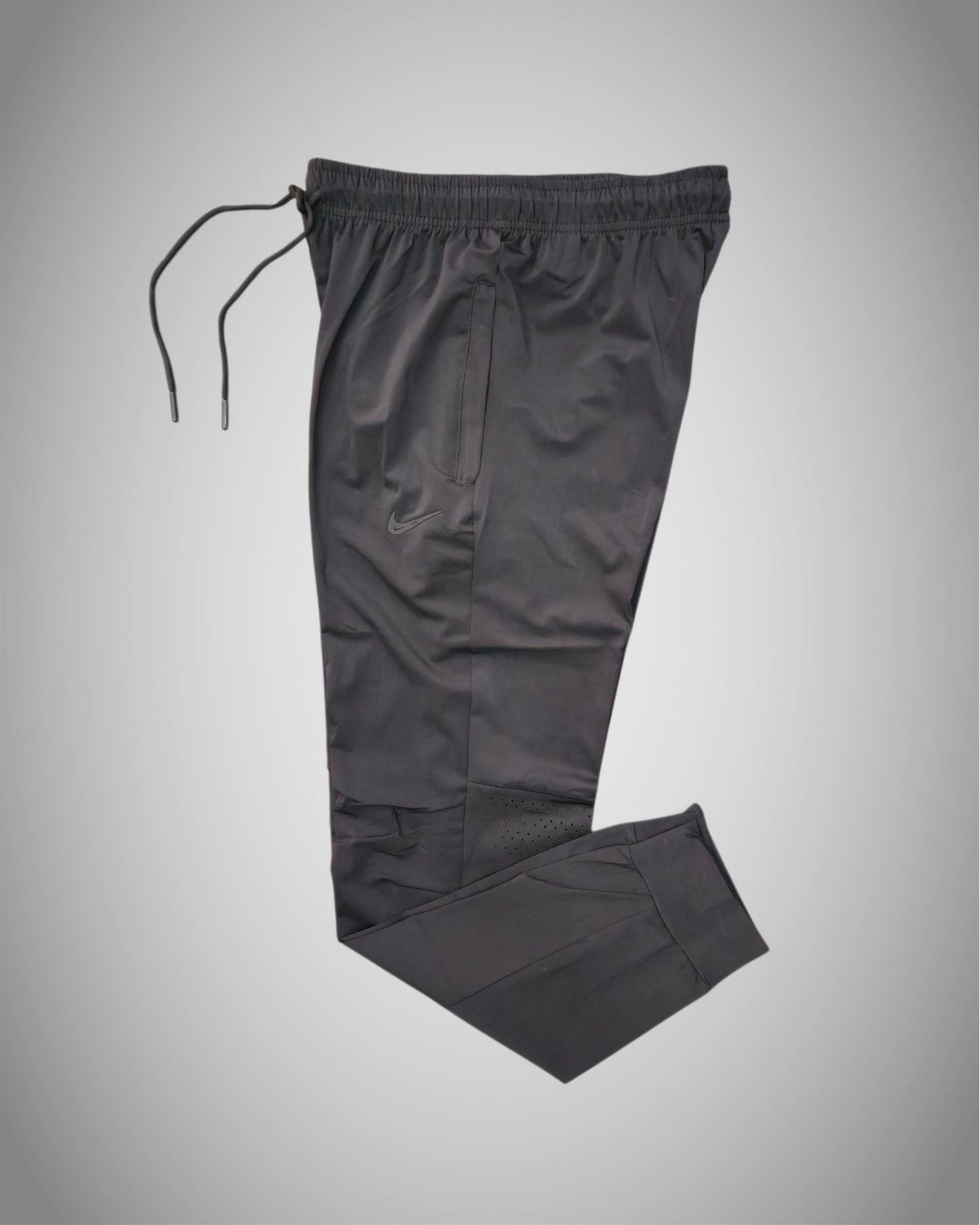NIKE PARACHUTE PANTS