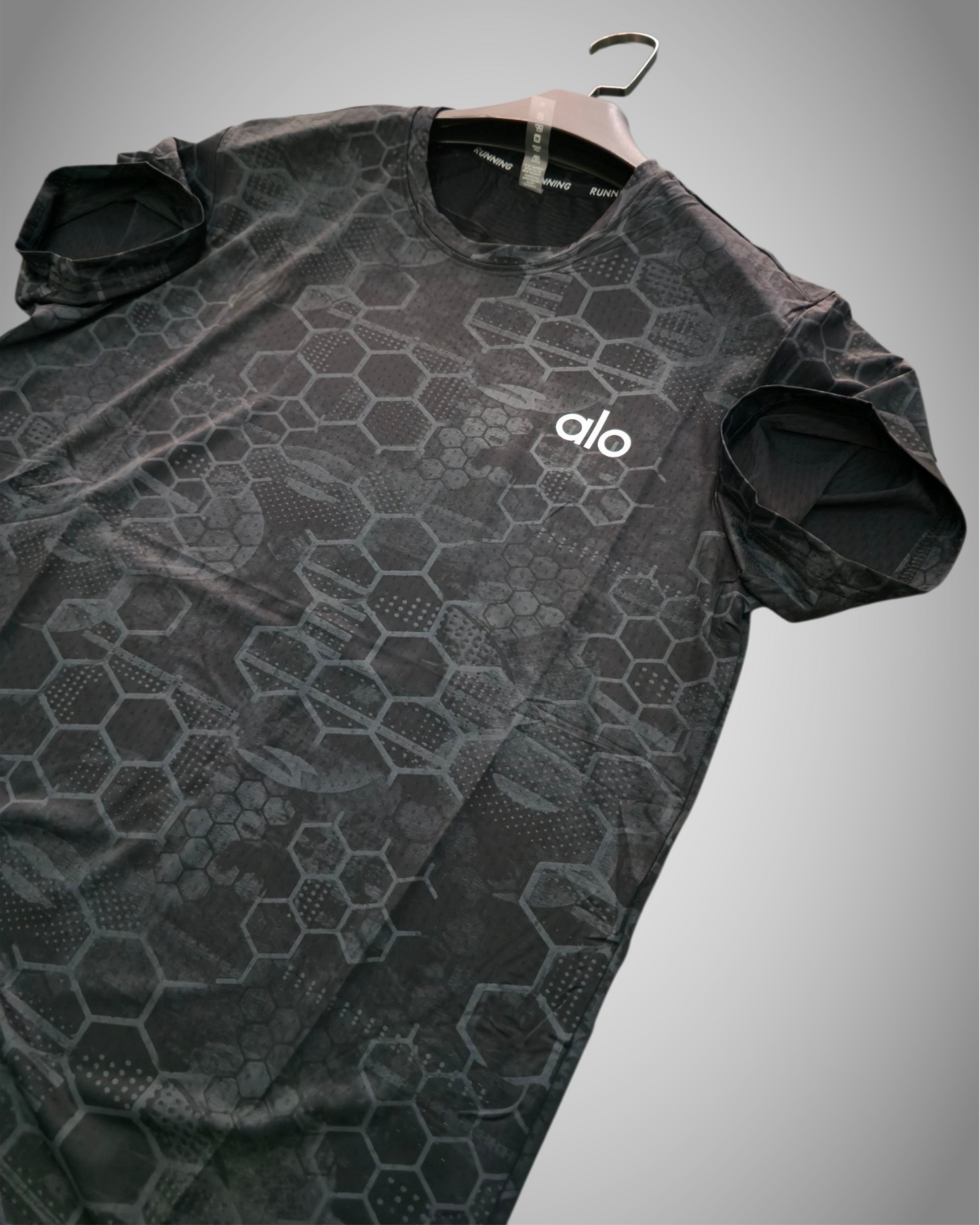 Alo Yoga DRI-FIT T-SHIRT