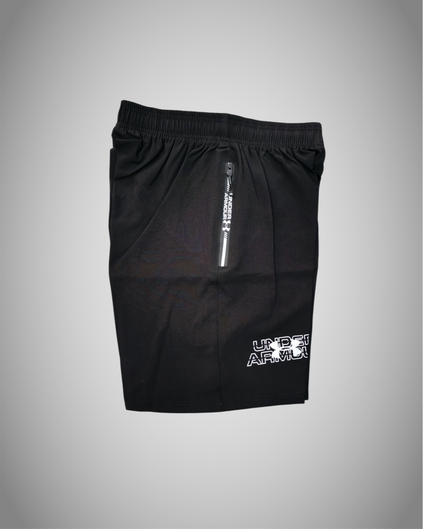 UNDER ARMOUR DRI-FIT SHORTS