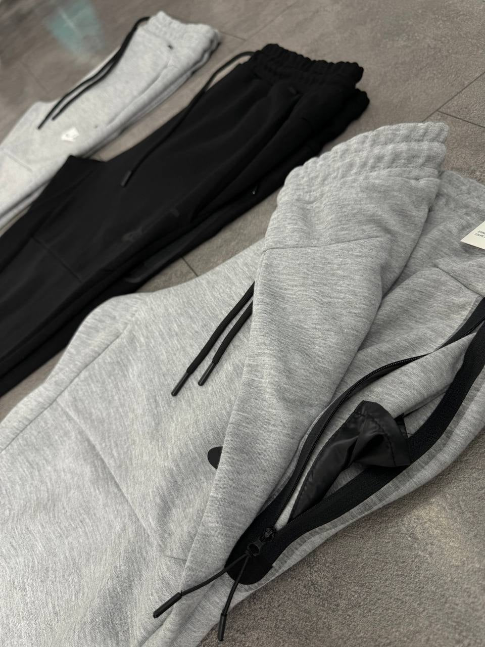 NIKE TECH FLEECE SWEATPANTS