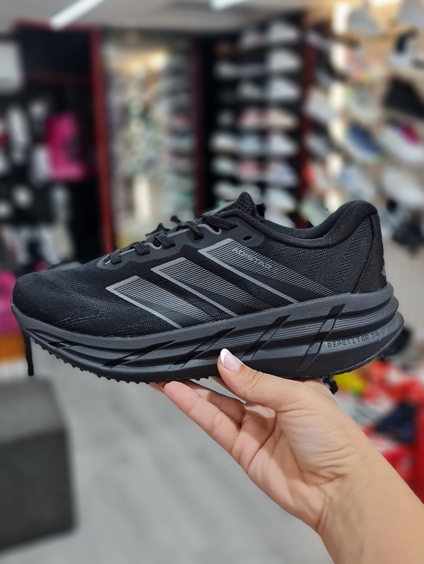 ADIDAS ADISTAR LOW