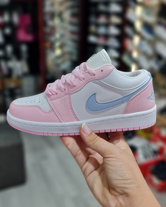 NIKE AIR JORDAN 1 LOW