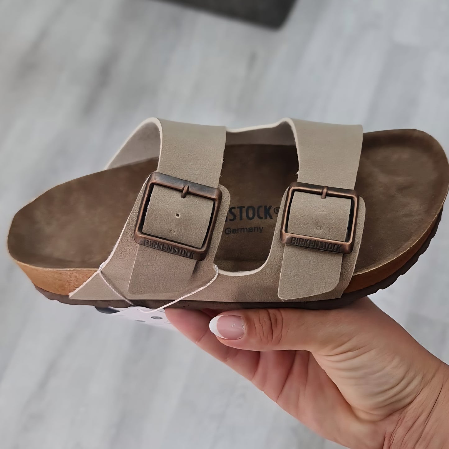 BIRKENSTOCK