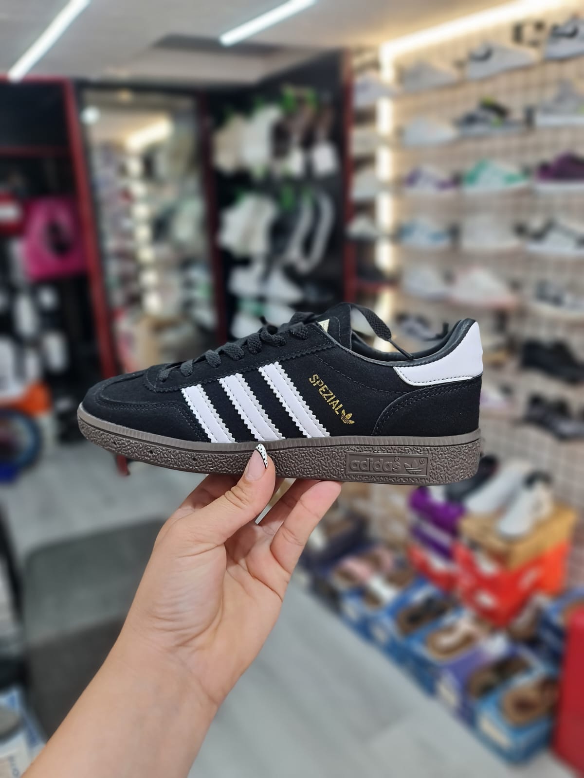 ADIDAS SPEZIAL