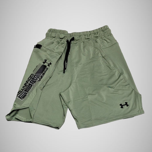 UNDER ARMOUR Dri-FIT SHORTS