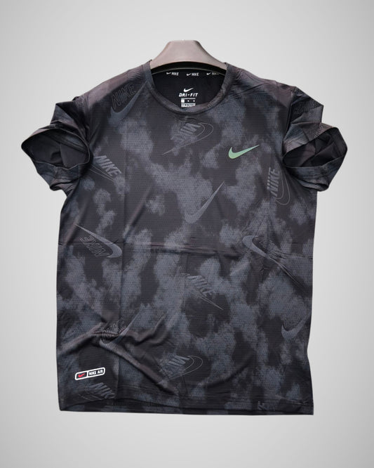 NIKE DRI-FIT T-SHIRT