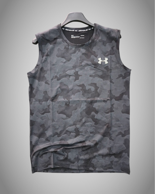 UNDER ARMOUR CAMOUFLAGE SLEEVELESS TOP