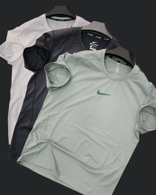 NIKE DRI-FIT T-SHIRT