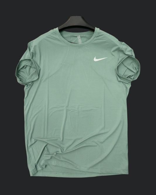 NIKE DRI-FIT T-SHIRT