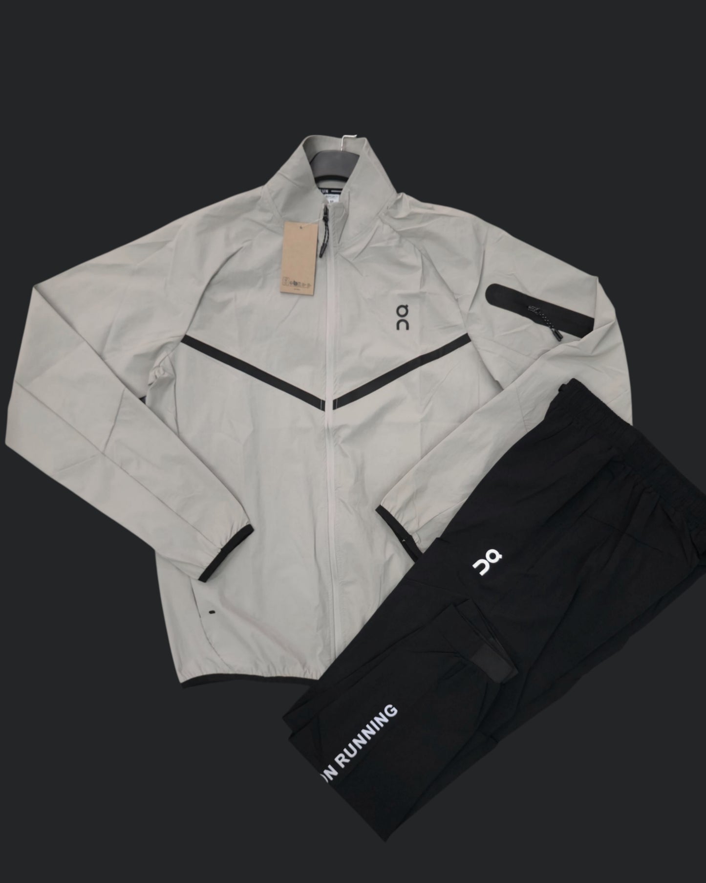 ON RUNNING PARACHUTE TRACKSUIT