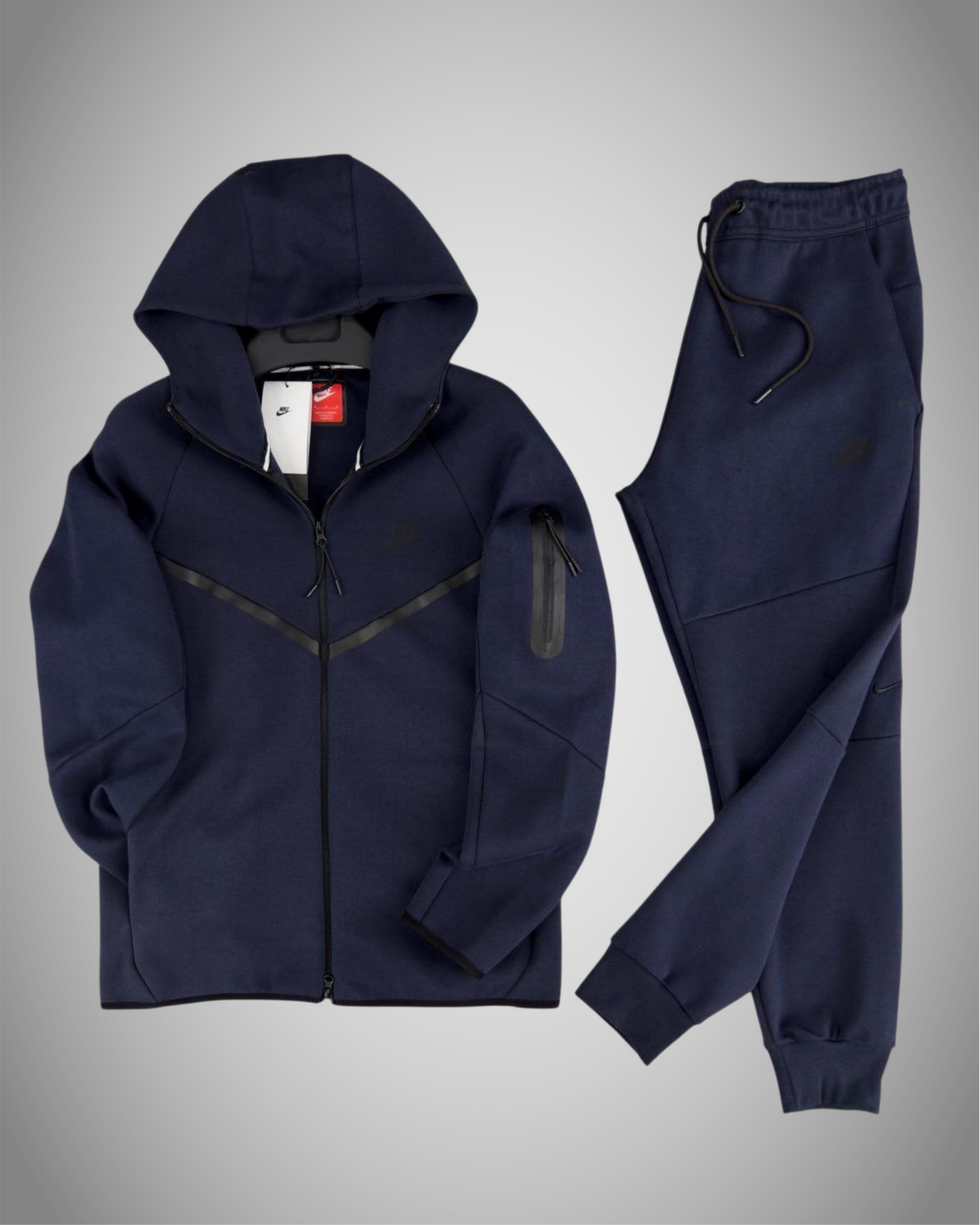 NIKE TECH FLEECE SET