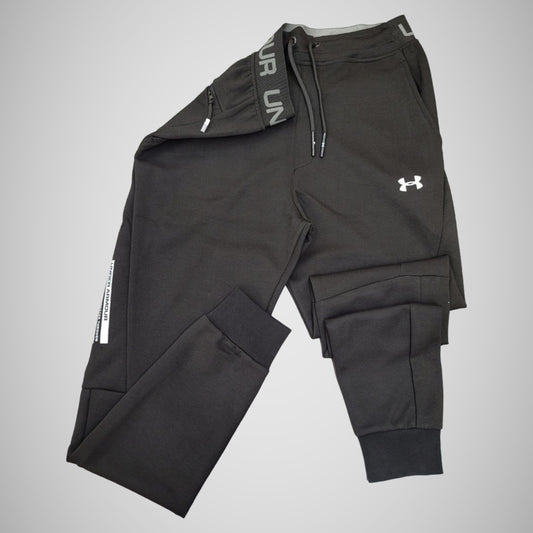 UNDER ARMOUR SWEATPANTS