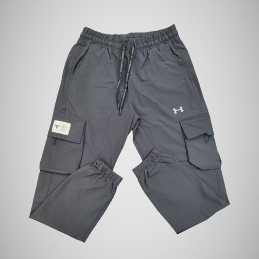 UNDER ARMOUR PARACHUTE CARGO PANTS